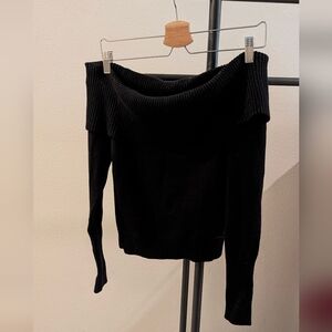 Soft Black Off-Shoulder Sweater Size Large
